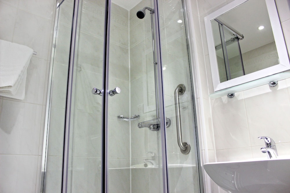 

Roma - Leith - Cityroomz Edinburgh