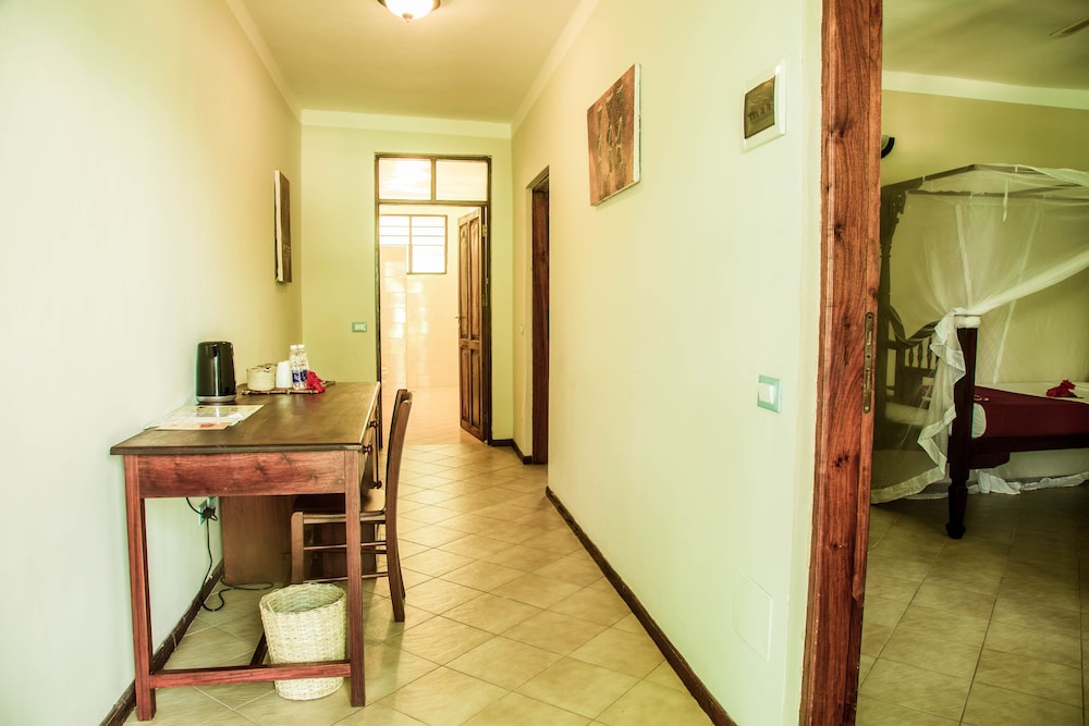 

Bari - Pongwe, Zanzibar - Jaz Adonia Beach Resort