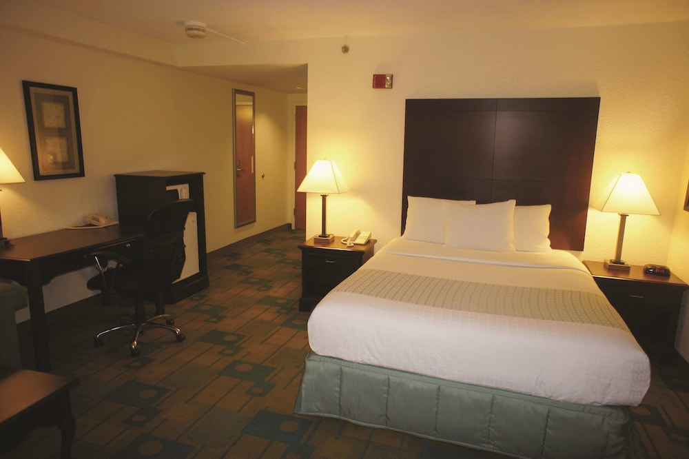 

Roma - Boston (MA) - La Quinta Inn & Suites By Wyndham Boston Somerville