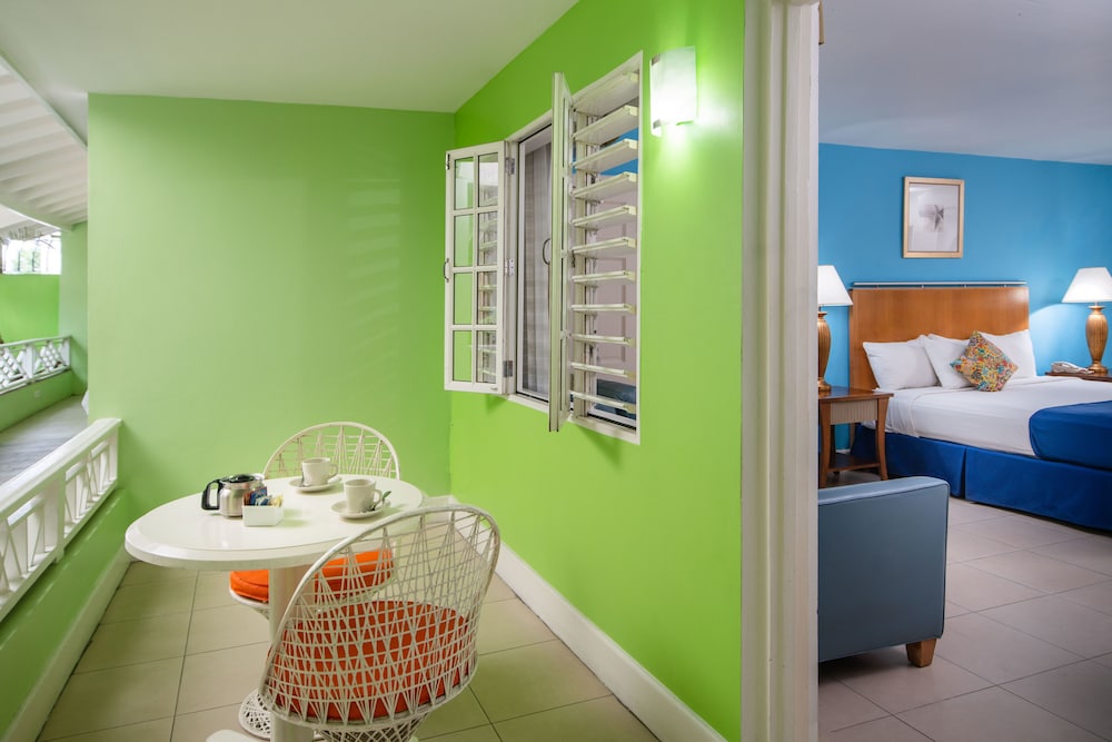 

Bari - Montego Bay - Deja Resort All Inclusive