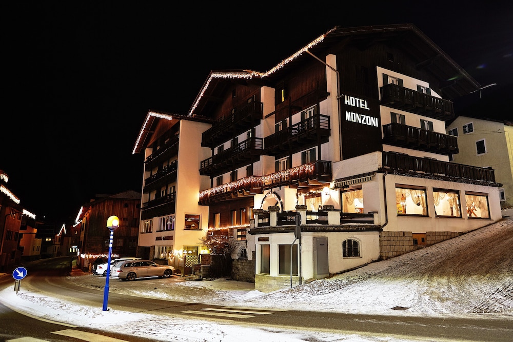 

Bologna - Val di Fassa, Montagna Italia - GH Hotel Monzoni