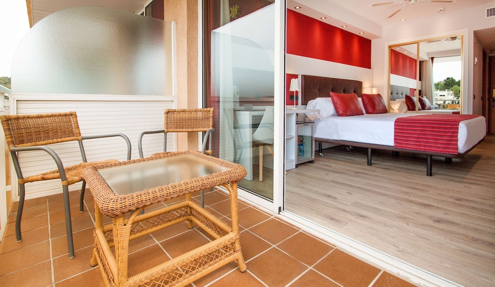 

Cagliari - Palmanova - Catalonia Majorica Hotel