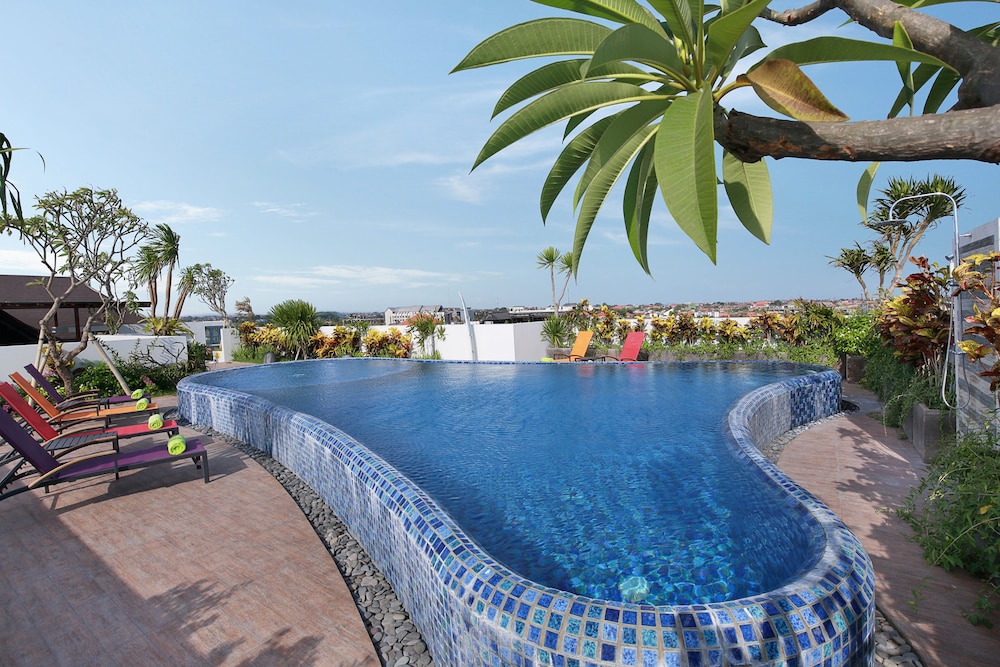 

Napoli - Kerobokan - Nikhila Seminyak