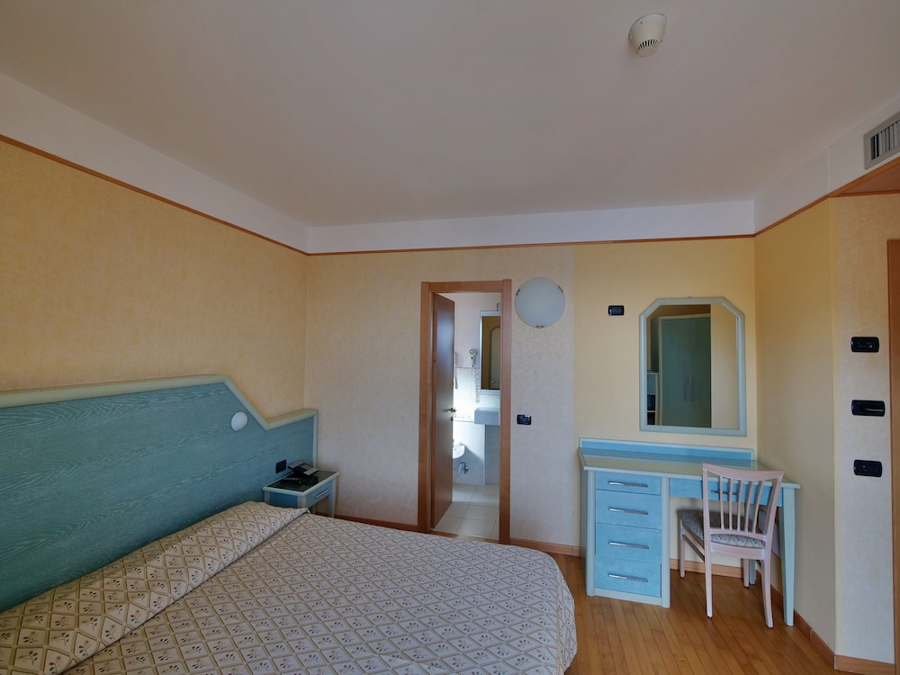 

Milano - Sestri Levante - Hotel Residence Mondial