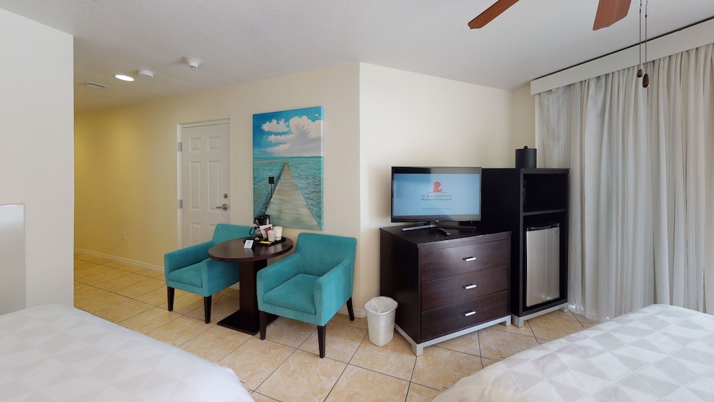 

Bologna - Seven Mile Beach - Holiday Inn Resort GRAND CAYMAN