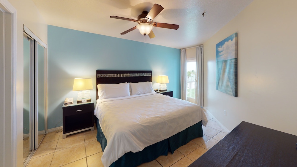 

Milano - Seven Mile Beach - Holiday Inn Resort GRAND CAYMAN