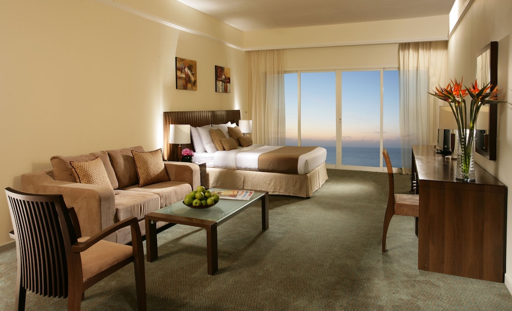 

Milano - Ajman - Ramada By Wyndham Beach Hotel Ajman