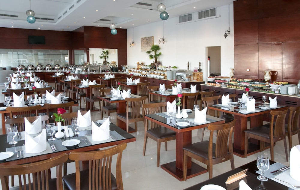 

Roma - Ajman - Ramada By Wyndham Beach Hotel Ajman