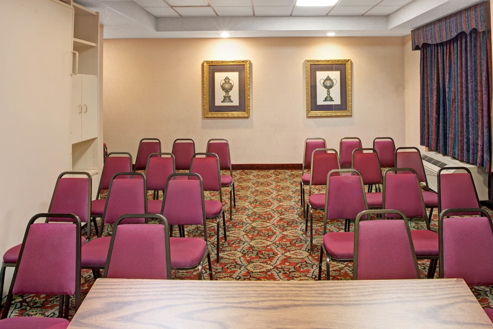 

Bologna - Pearl - Ramada By Wyndham Pearl/Jackson Airport
