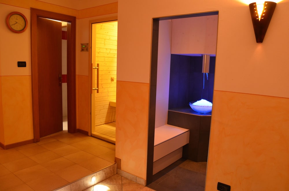 

Napoli - Selva di Val Gardena - Hotel Ladina