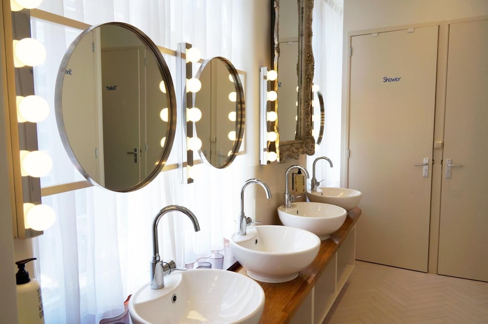 

Palermo - Schiphol - De Bedstee Boutique Capsules