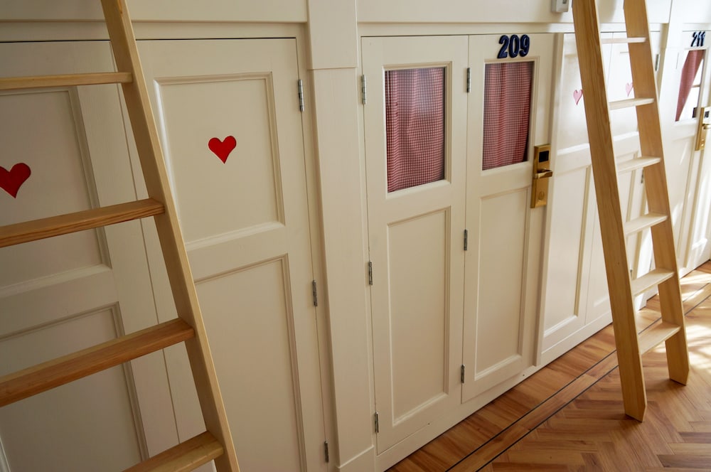 

Palermo - Amstelveen - De Bedstee Boutique Capsules