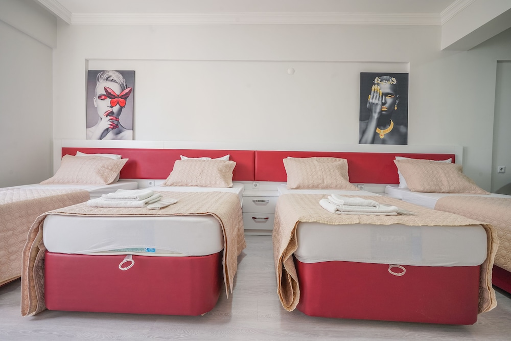 

Milano - Izmir, Turchia - YAŞAM HOTEL