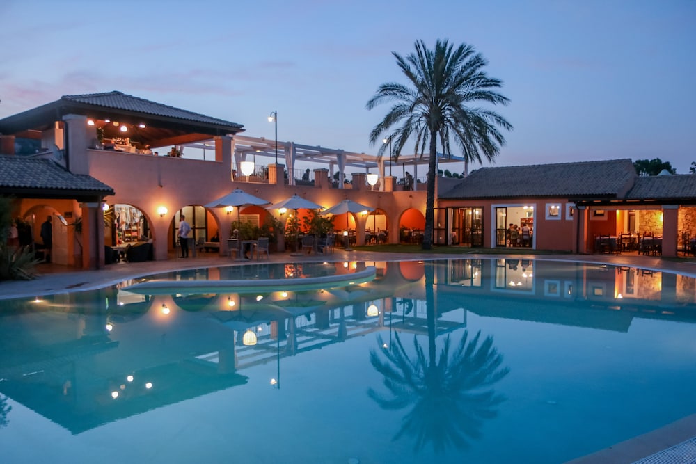 

Bologna - Castiadas - Alma Resort