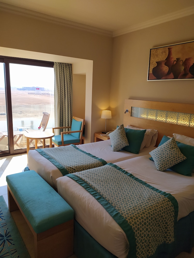 

Bologna - Soma Bay - Movenpick Waterpark Resort & Spa Soma Bay