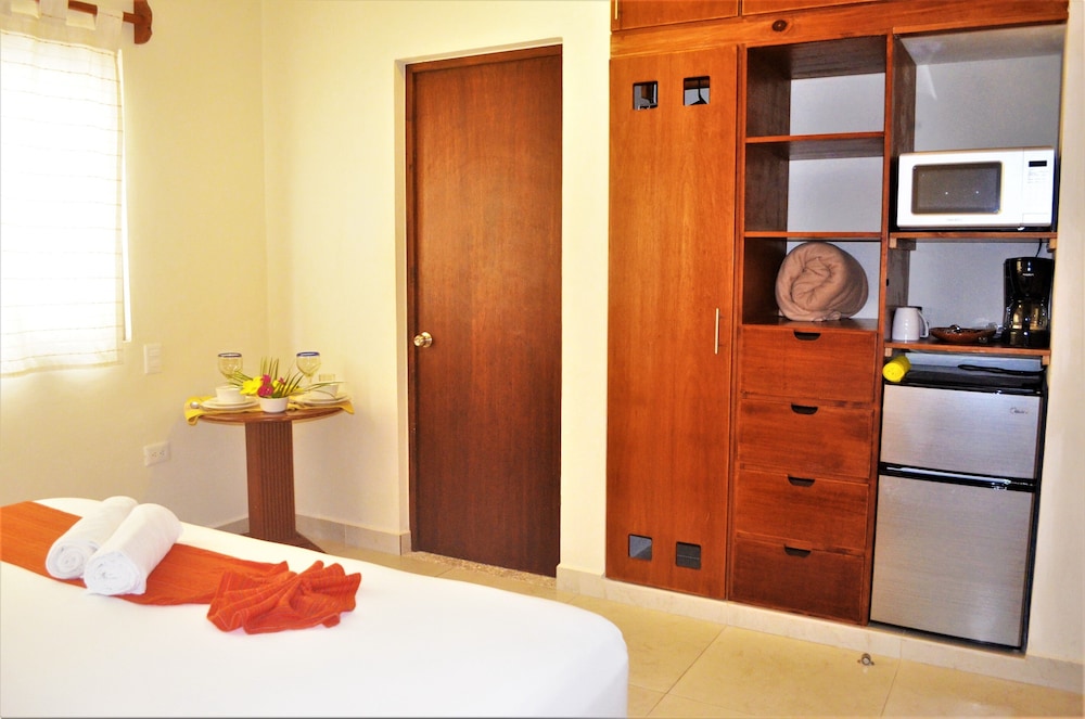 

Bologna - Puerto Morelos - Arrecifes Suites