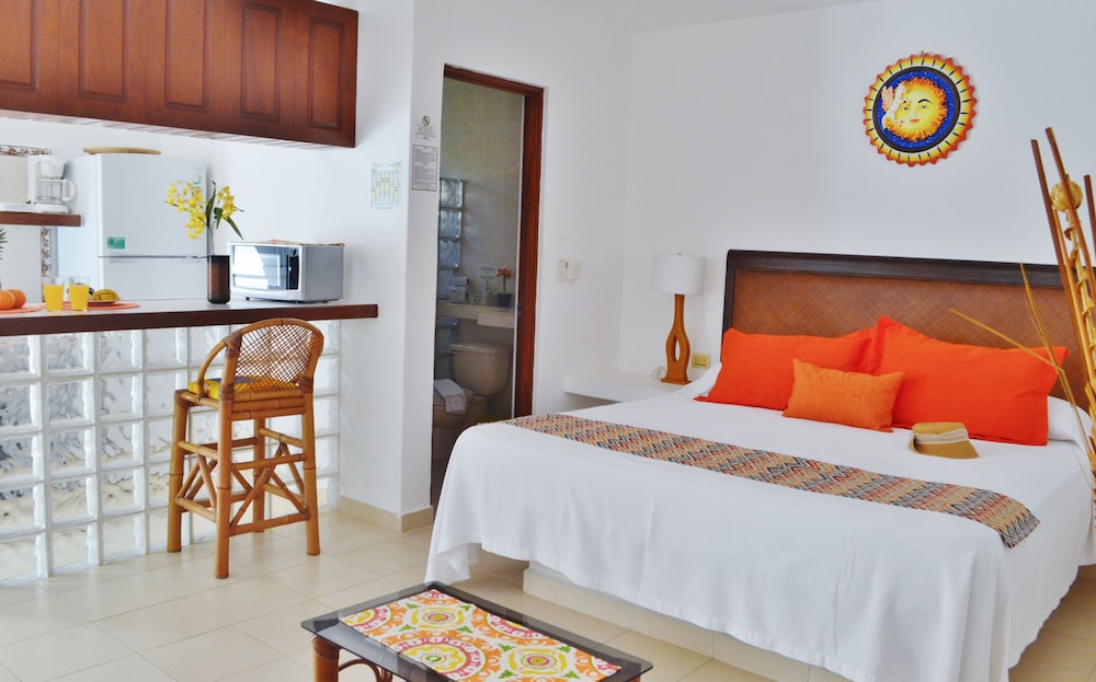 

Napoli - Puerto Morelos - Arrecifes Suites