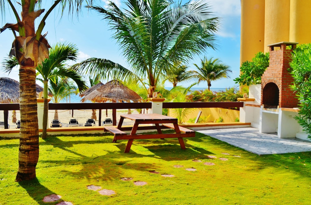 

Bari - Puerto Morelos - Arrecifes Suites