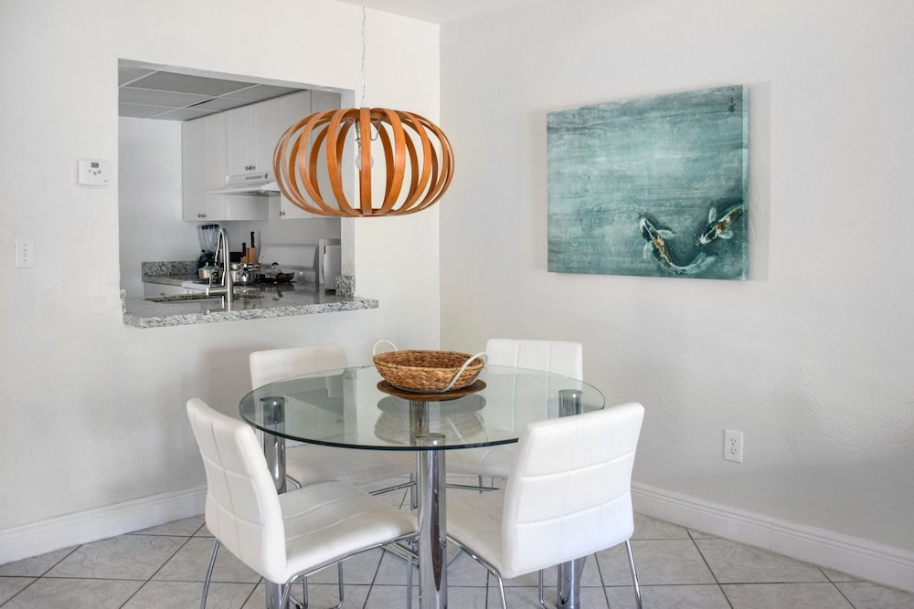 

Lamezia Terme - Key Biscayne - Coral Reef at Key Biscayne