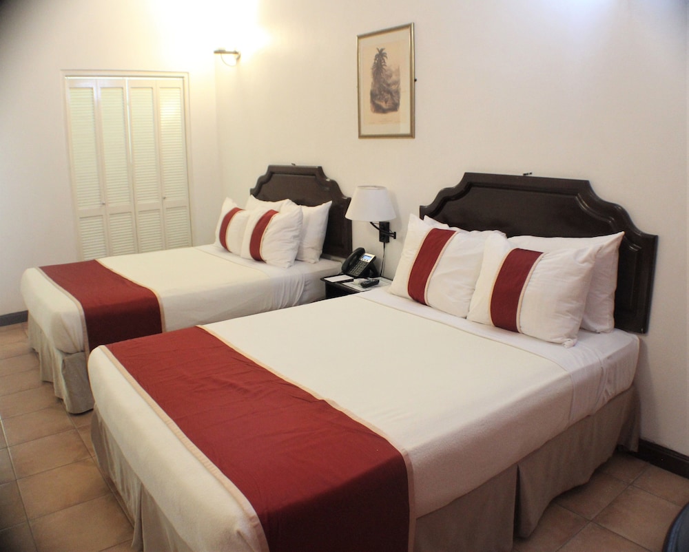 

Bologna - Kingston - Altamont Court Hotel