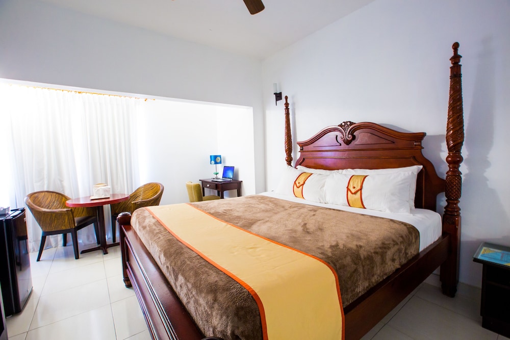 

Venezia - Kingston - Altamont Court Hotel