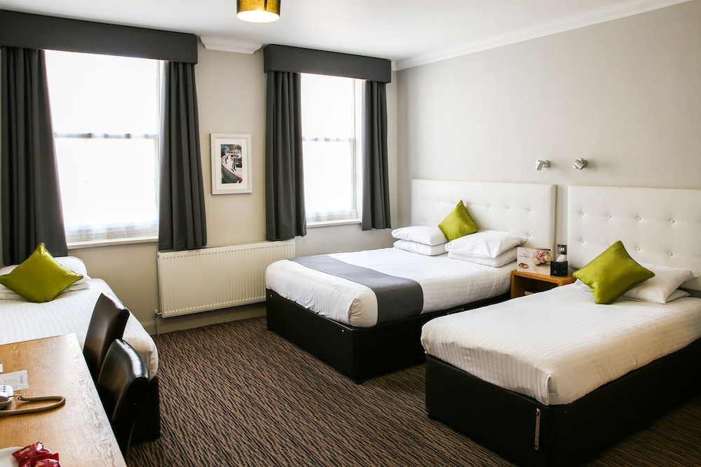 

Perugia - Clacton-On-Sea - Kingscliff Hotel