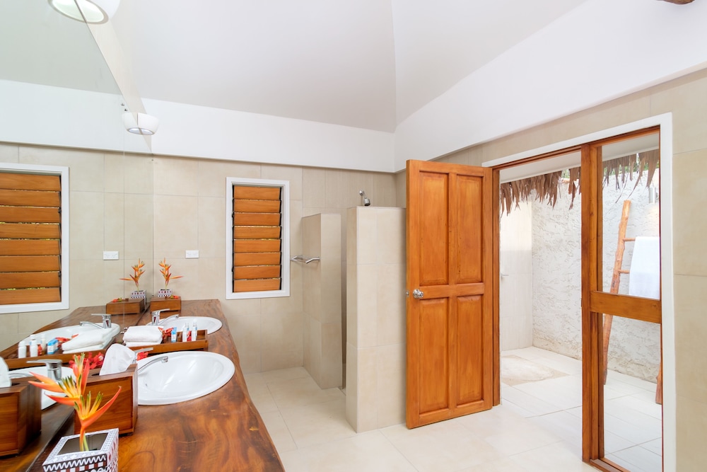 

Bologna - Malolo - Tropica Island Resort - Adults Only