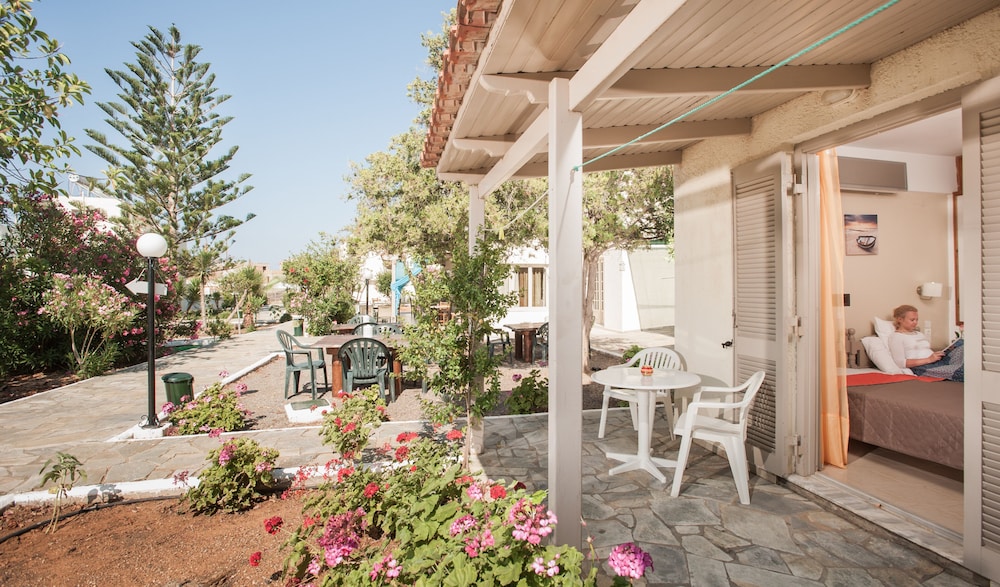 

Milano - Creta, Isole greche - Panorama-Seaview Studios & Apartments