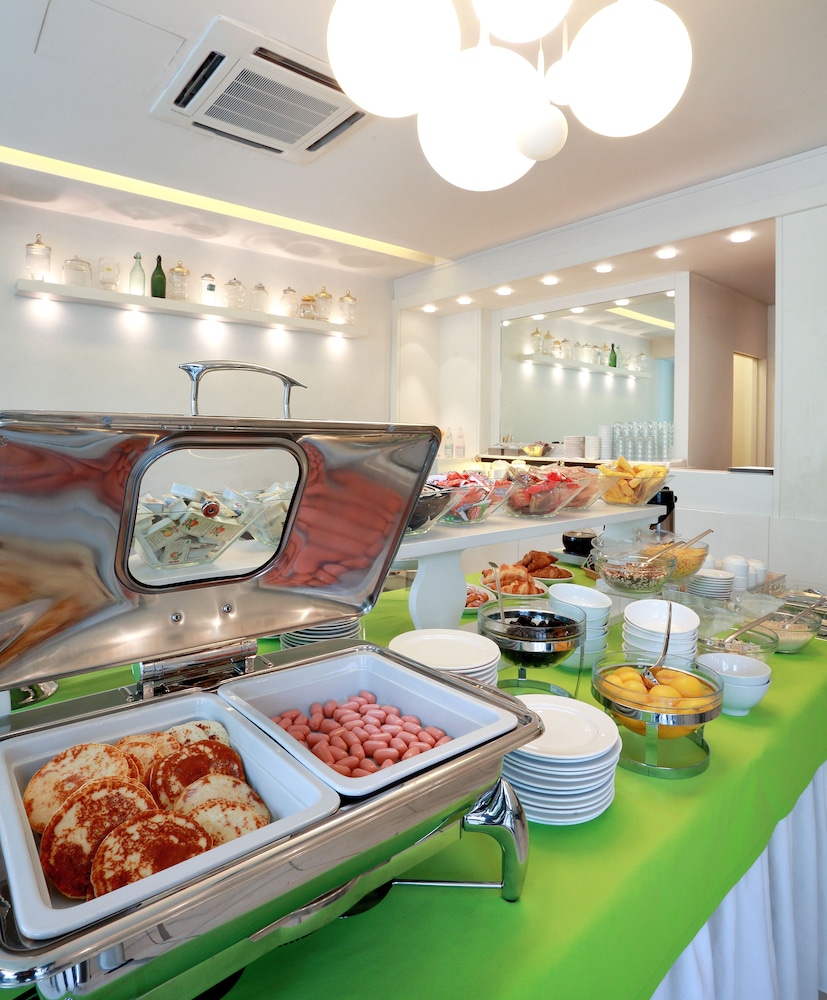 

Lamezia Terme - Rho (Fiera) - Hotel La Torretta