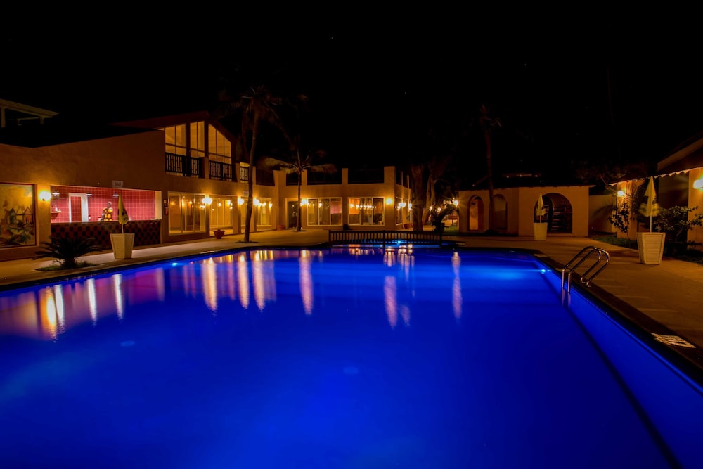 

Venezia - Banjul - Tropic Gardens Hotel