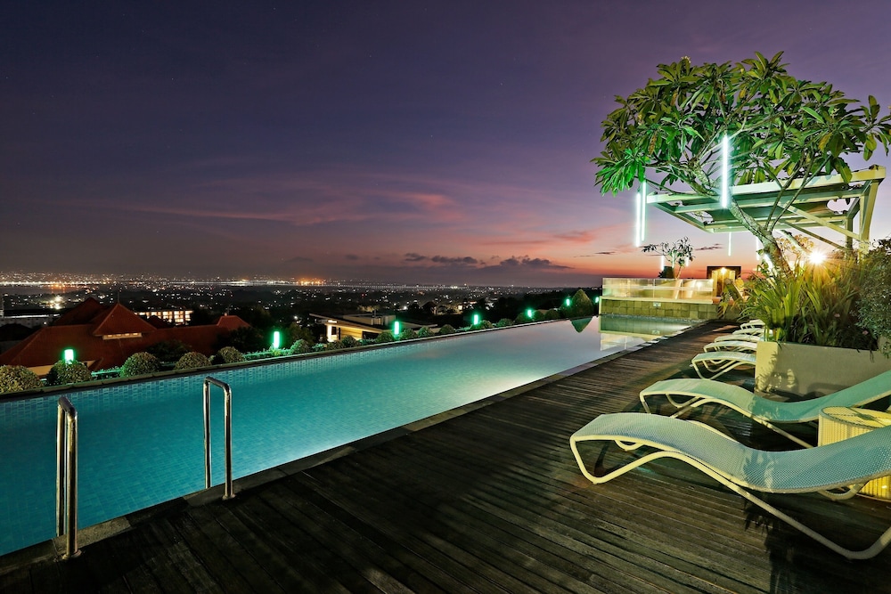 

Milano - Jimbaran - Bali - MaxOneHotels at Bukit Jimbaran