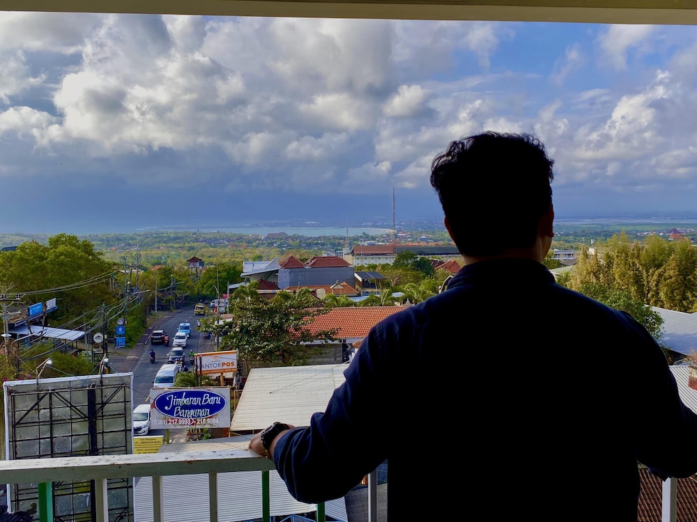

Milano - Jimbaran - Bali - MaxOneHotels at Bukit Jimbaran