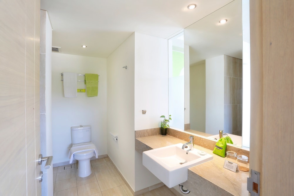 

Milano - Jimbaran - Bali - MaxOneHotels at Bukit Jimbaran