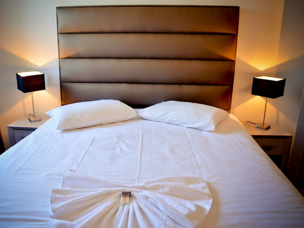 

Milano - Anglet - Adonis Hôtel Bayonne