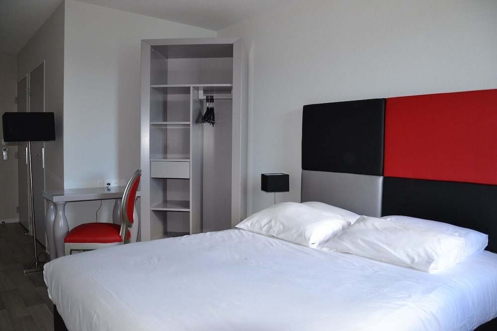 

Roma - Anglet - Adonis Hôtel Bayonne