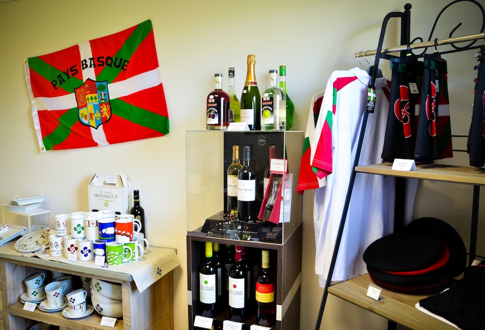 

Milano - Anglet - Adonis Hôtel Bayonne