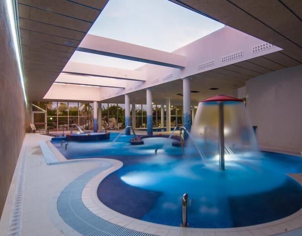 

Milano - Rojals - La Marina Resort