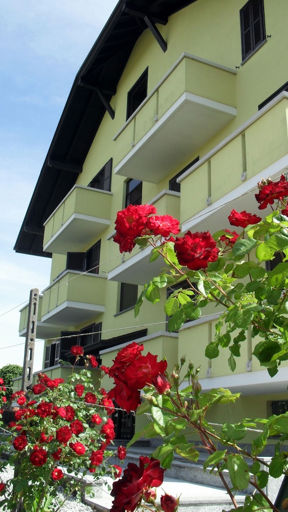 

Roma - Arona - Albergo Residence Isotta