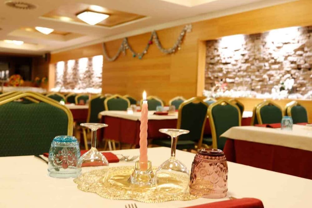 

Bari - Campestrin - Hotel Club Regina E Fassa