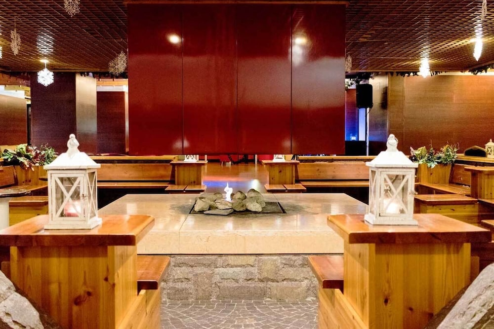 

Roma - Canazei - Hotel Club Regina E Fassa