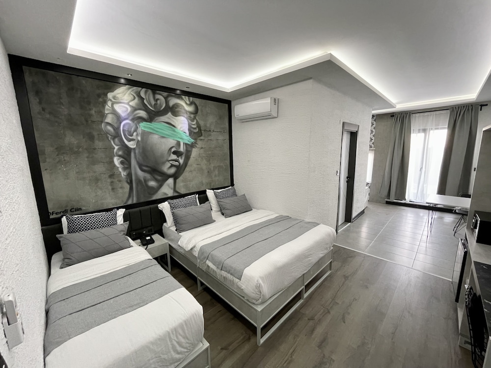

Bari - Istanbul - Melanj Airport Hotel