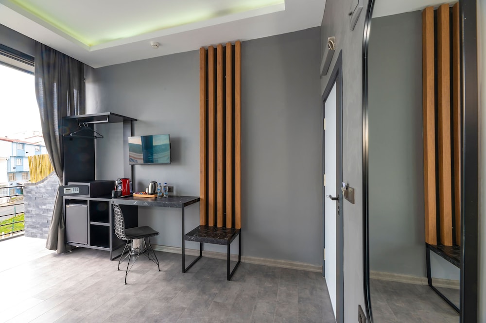 

Catania - Istanbul, New Airport - Melanj Airport Hotel