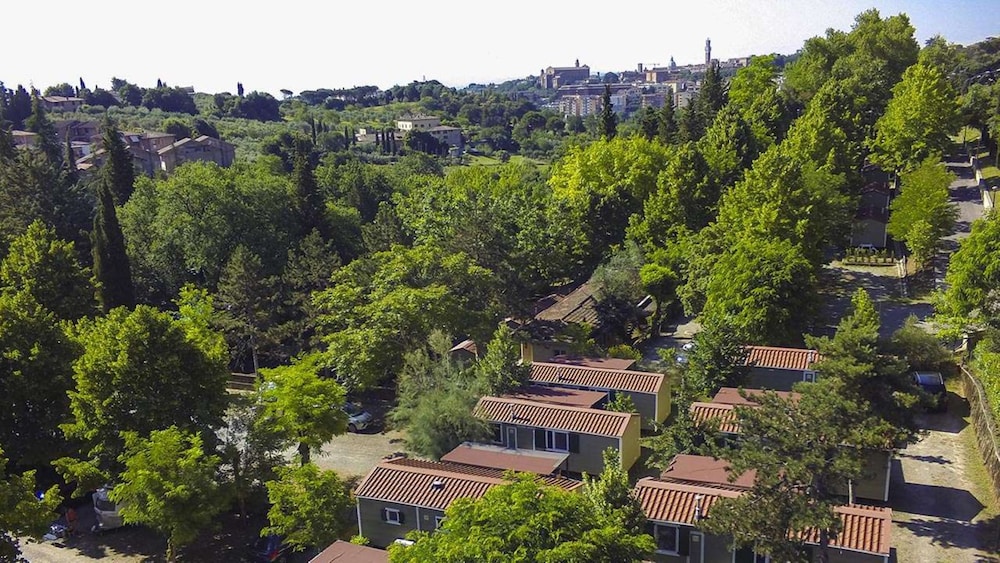 

Cagliari - Toscana, Italia - Camping Siena Colleverde