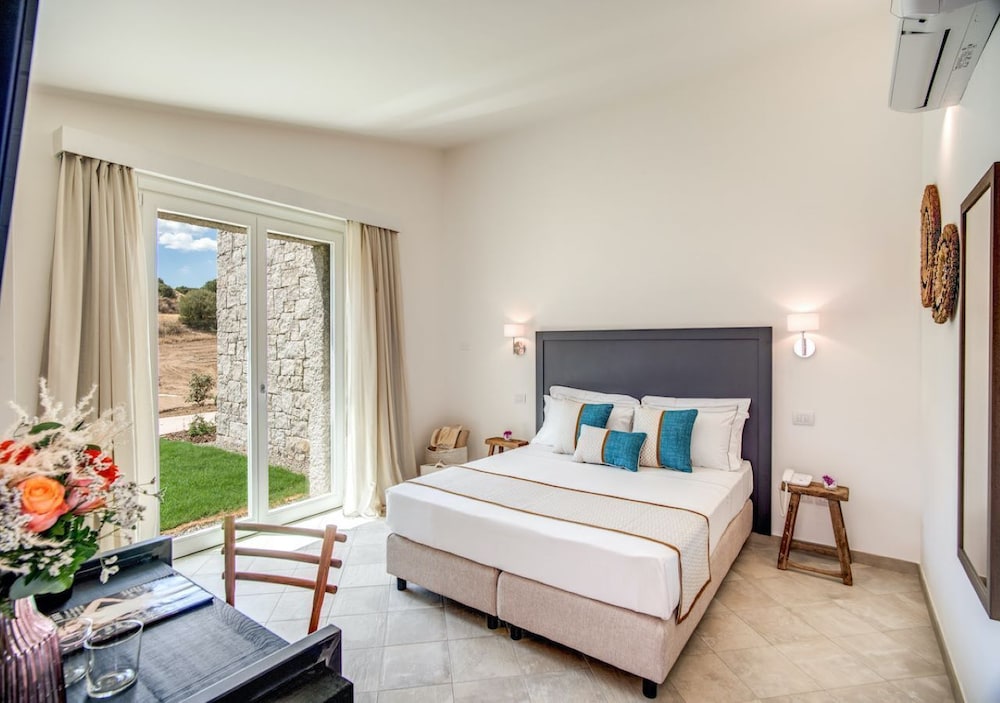 

Pescara - Castiadas - Cala Sinzias Resort