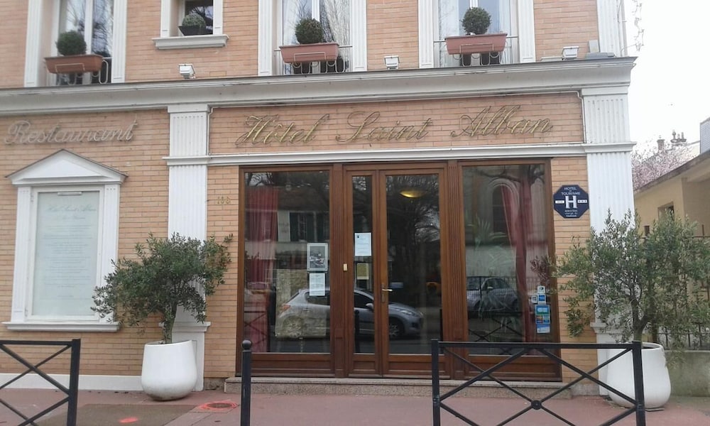

Napoli - Creteil - Hôtel Saint Alban