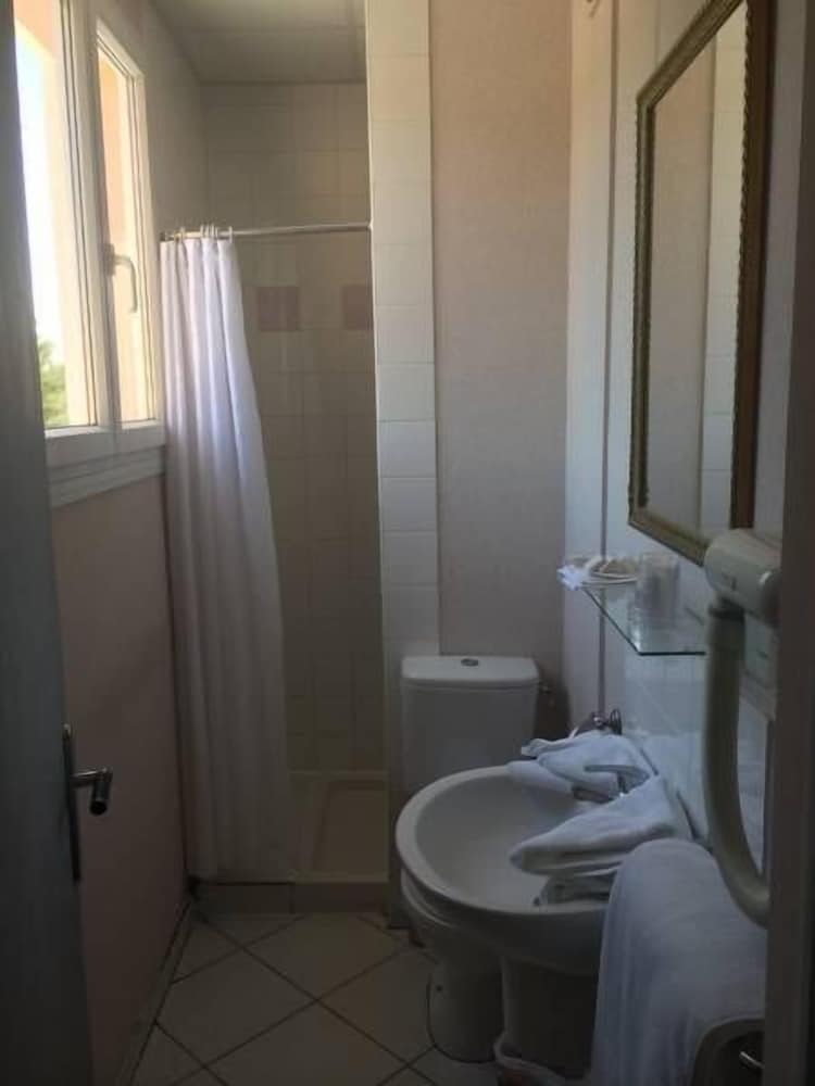 

Roma - Creteil - Hôtel Saint Alban