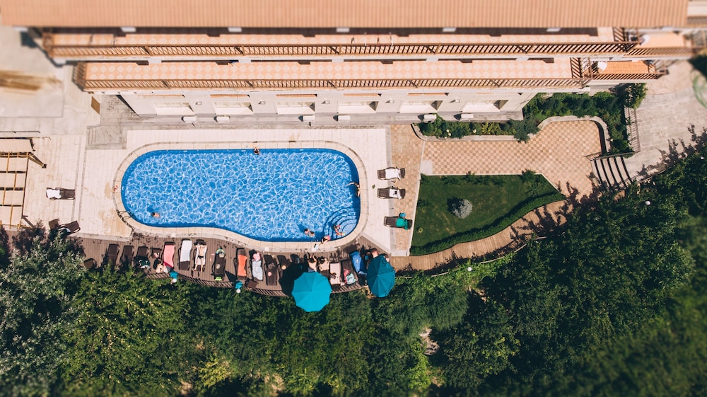 

Milano - Yerevan - Olympia Garden Hotel