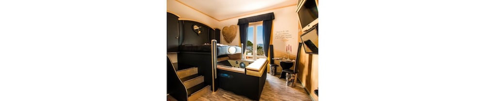 

Napoli - Versilia e Costa Toscana, Mare Italia - Hotel Butterfly