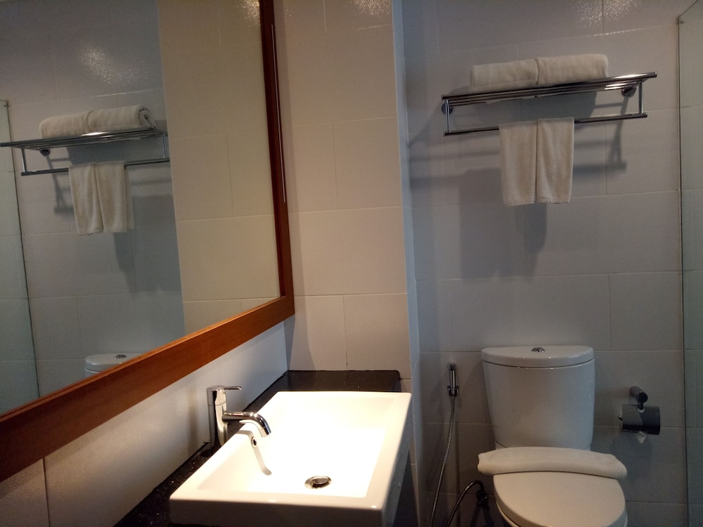 

Bari - Nusa Dua - Bali - Grand Whiz Hotel Nusa Dua Bali