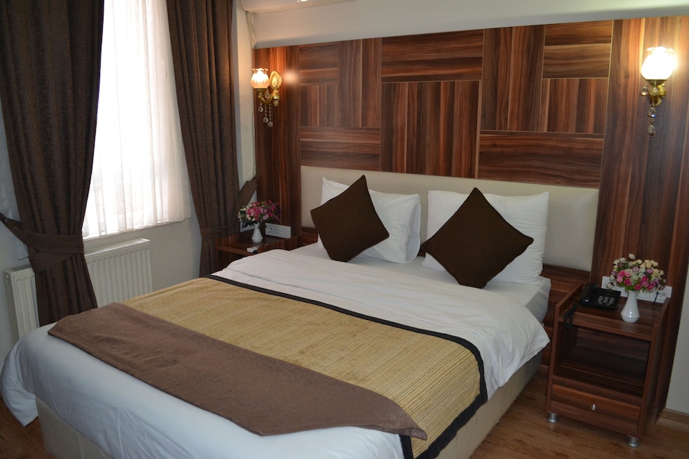 

Palermo - Istanbul - Grand Fatih Hotel
